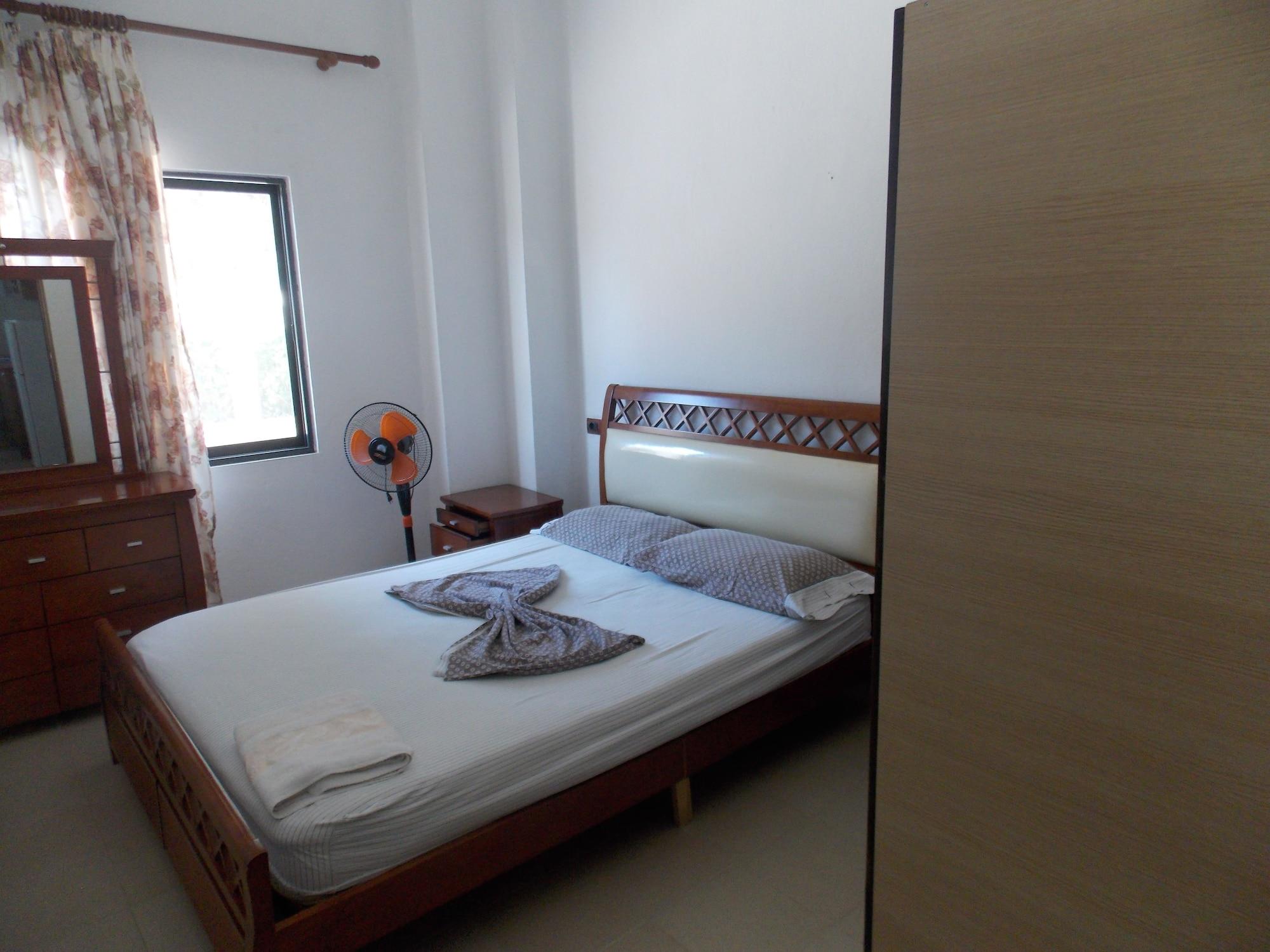 Blue Residence Sarandë エクステリア 写真