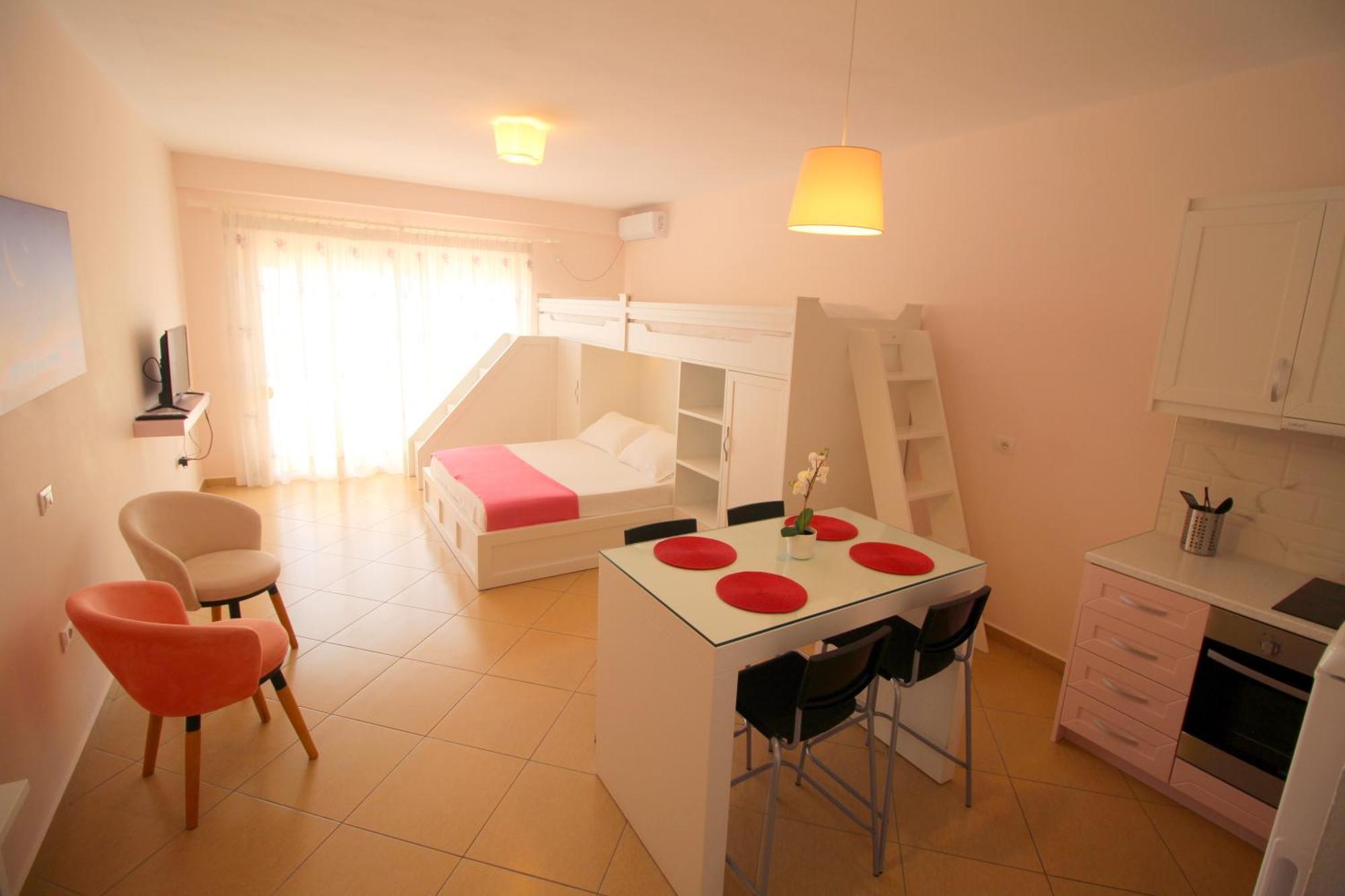 Blue Residence Sarandë エクステリア 写真