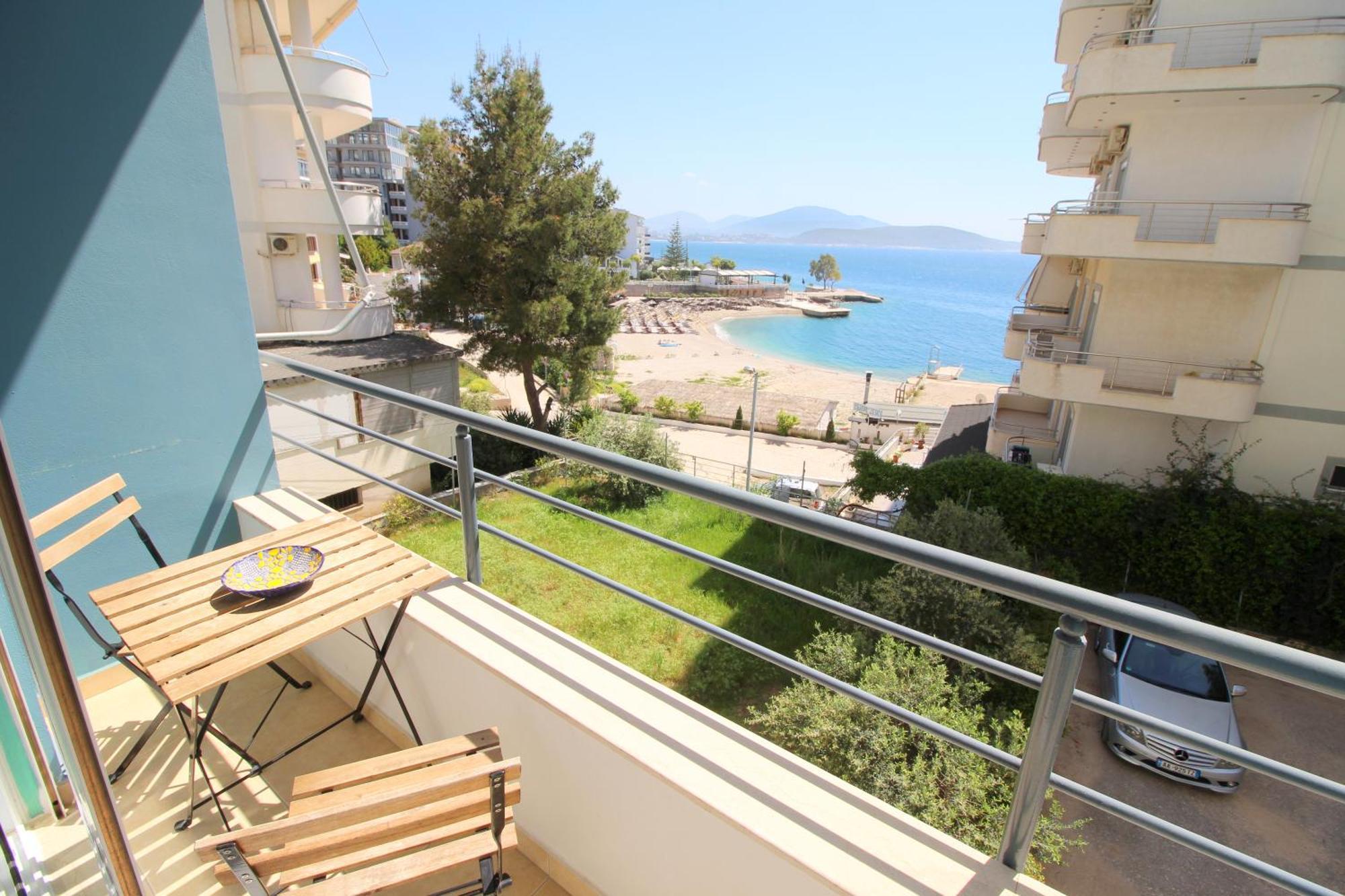Blue Residence Sarandë エクステリア 写真