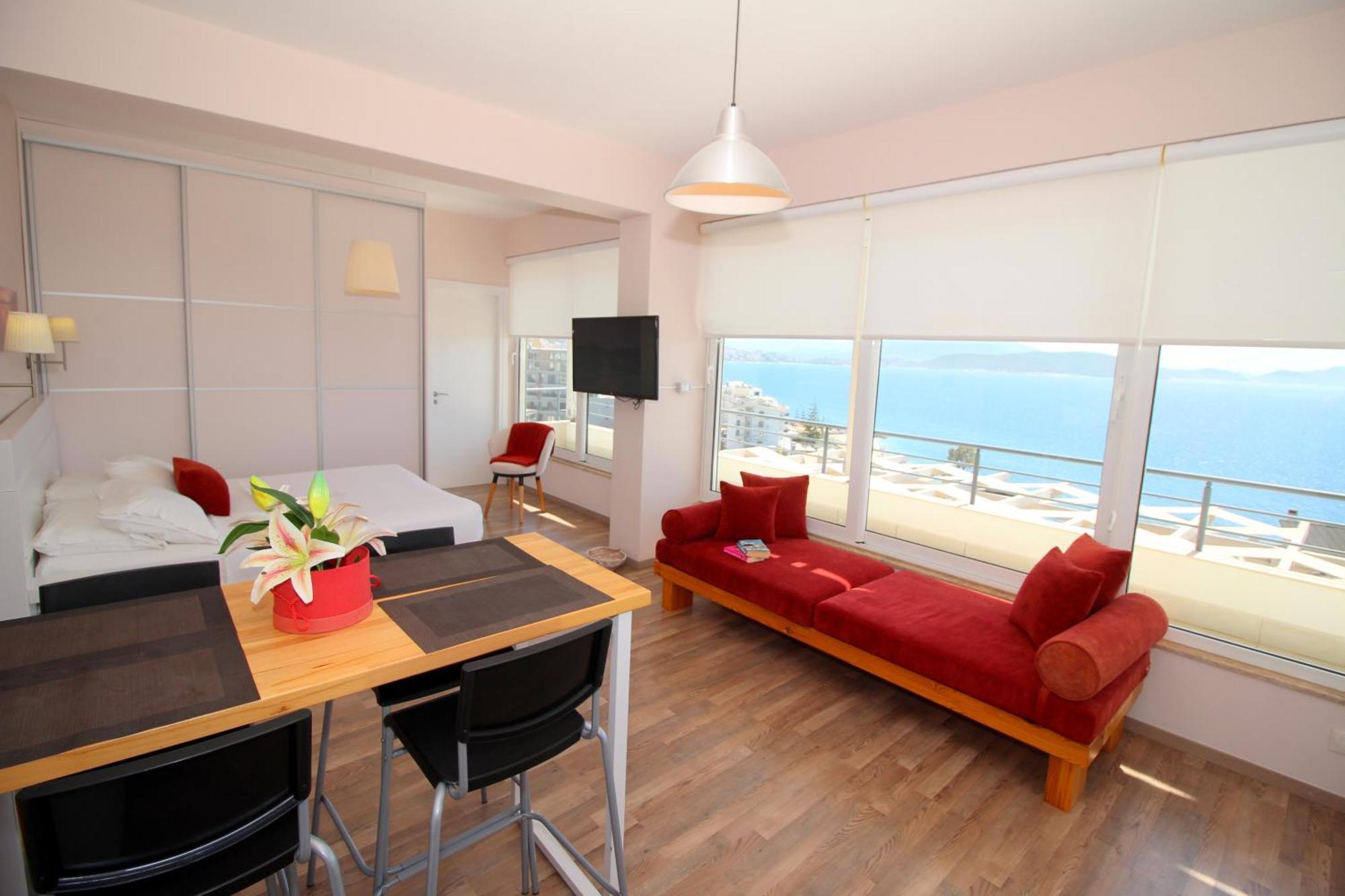 Blue Residence Sarandë エクステリア 写真