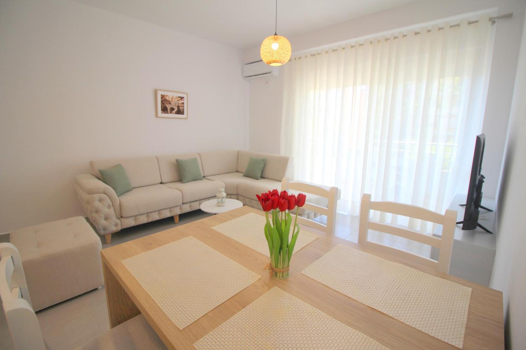 Blue Residence Sarandë エクステリア 写真