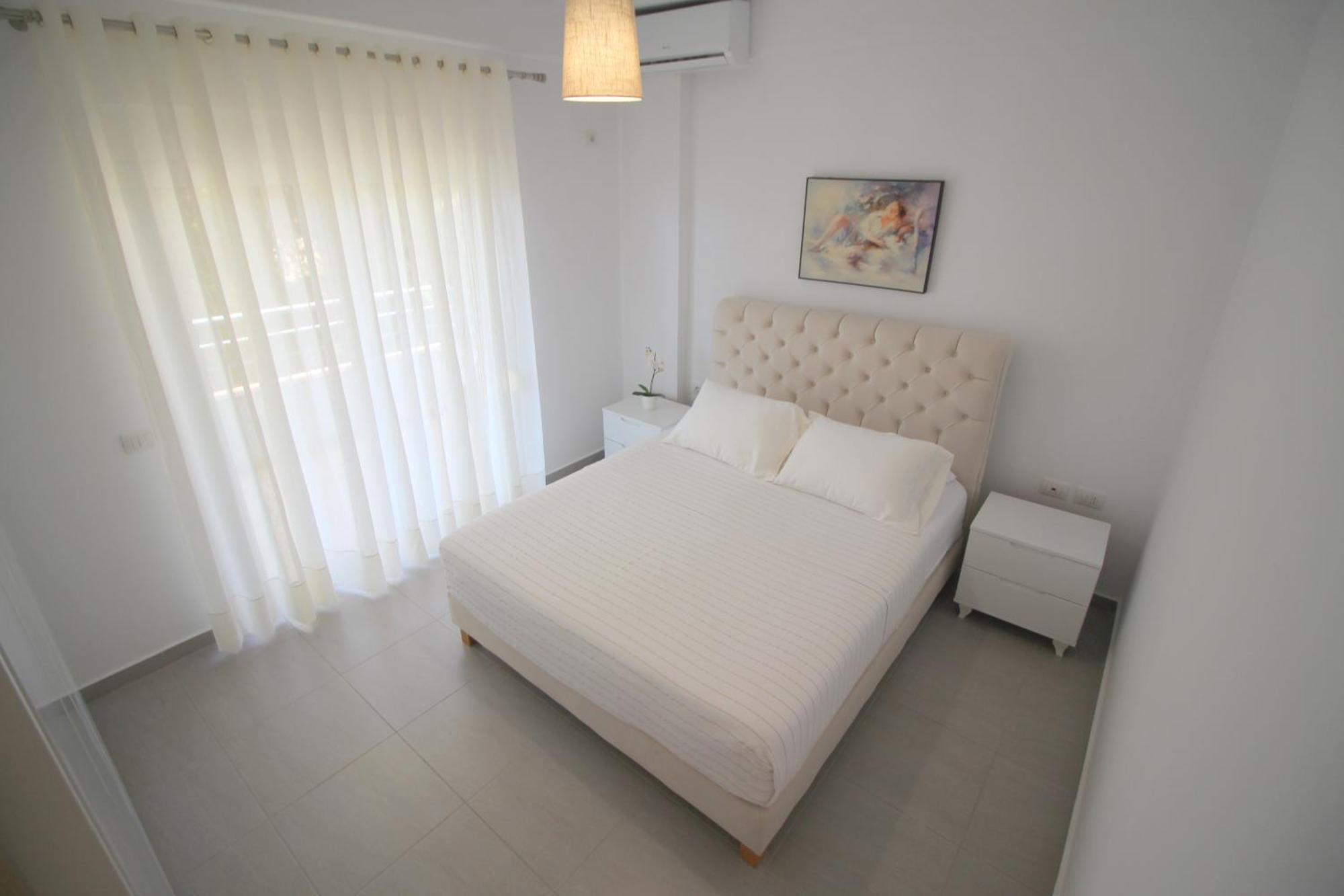 Blue Residence Sarandë エクステリア 写真