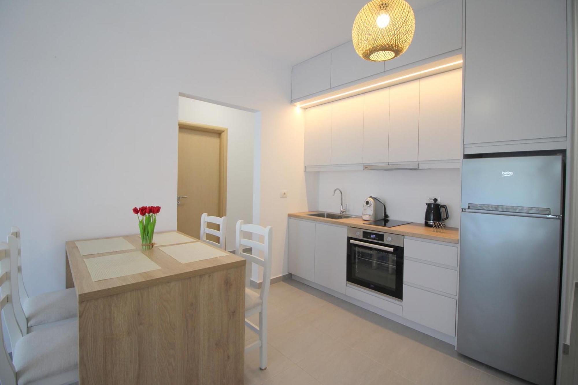 Blue Residence Sarandë エクステリア 写真
