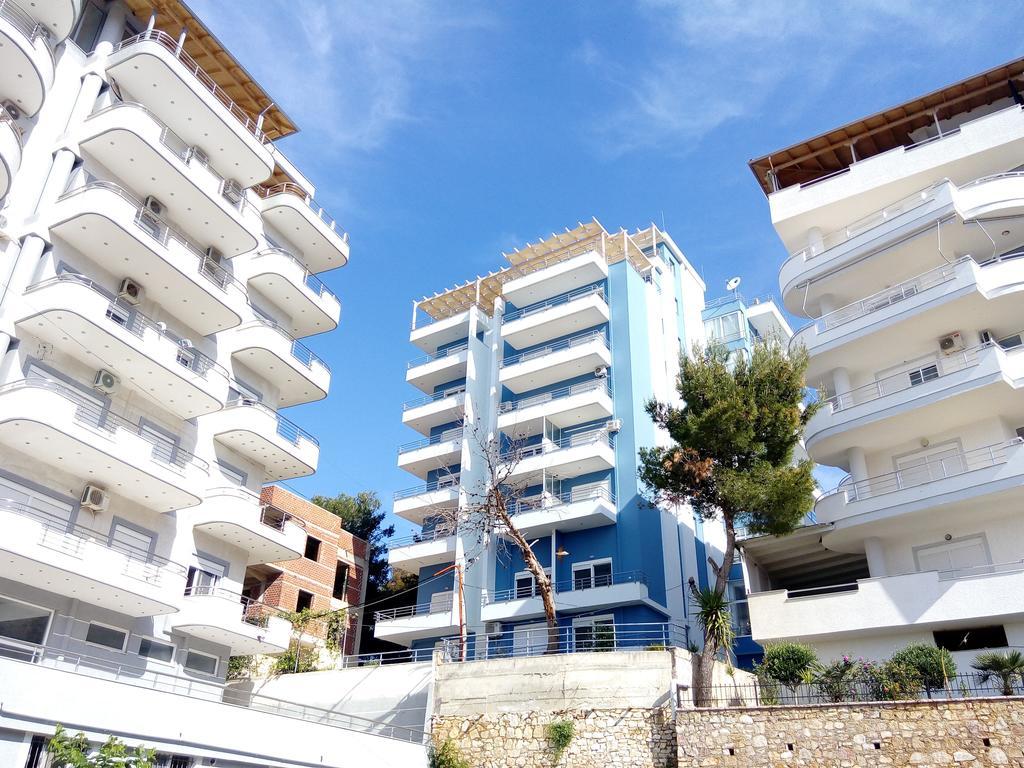 Blue Residence Sarandë エクステリア 写真